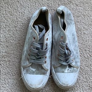 sneakers